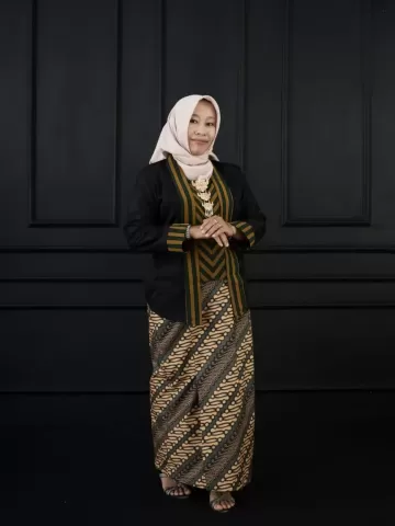 Mei Triana, S.Pd